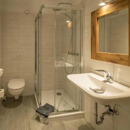 Arche Svea Wiesenpieper سبيكيرأوخ